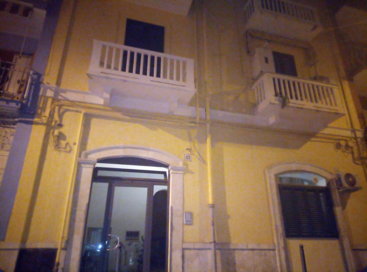 Campus House Apartment Bari Ngoại thất bức ảnh